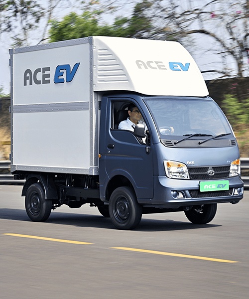 Tata Ace EV RH Side View